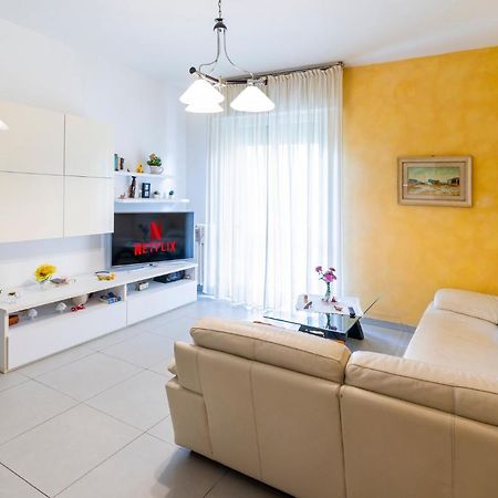 Appartamento Moderno 90 M Osp. Torregalli, Wifi スカンディッチ エクステリア 写真
